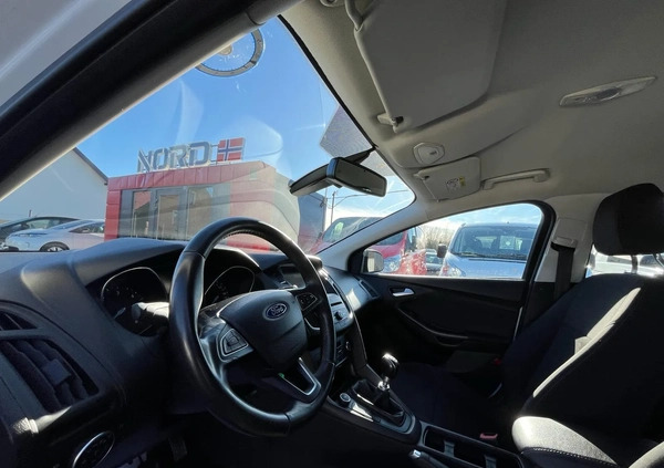 Ford Focus cena 28700 przebieg: 217830, rok produkcji 2014 z Sulechów małe 352